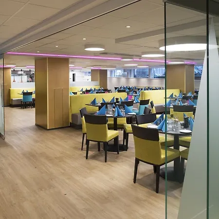 Thon Vika Atrium מלון 4*
