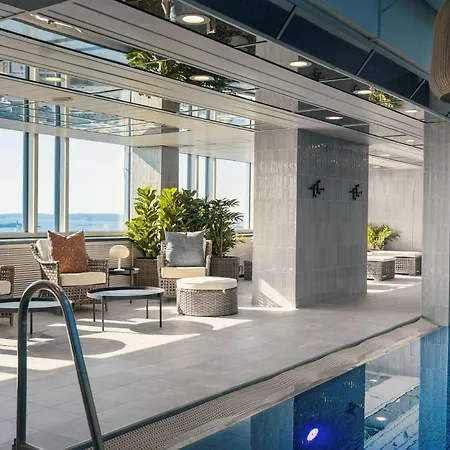 Radisson Blu Plaza Hotel, 4* אוסלו