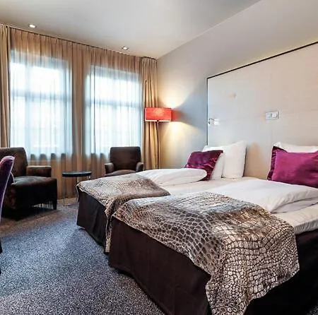 Hotel Folketeateret 4*
