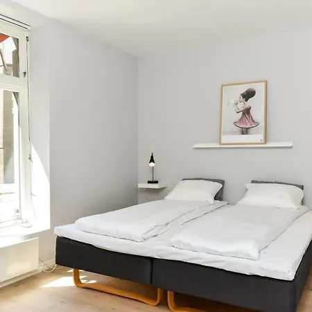 Forenom Serviced Royal Park Apartment *