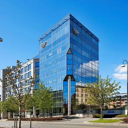 מלון Thon Vika Atrium 4*