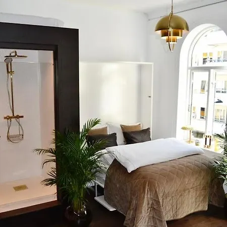 Apartment New High Standard Next To The Royal Castle/harbor In