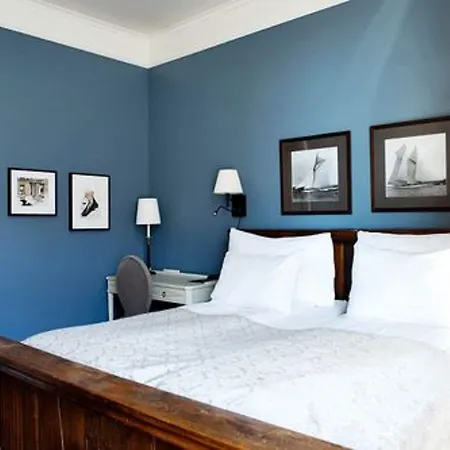 Clarion Collection Bastion 4*