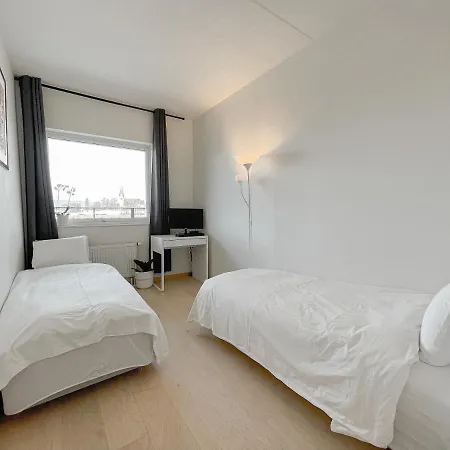Homestay Center Penthouse *