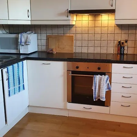 Studio Apt In Quiet Residential Area 20min To Centre Appartement