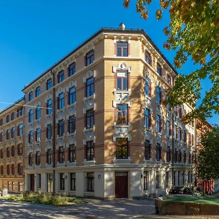 Nordic Host - Deichmans Gate 10 Affordable Bi-level Studio In City Center * Oslo