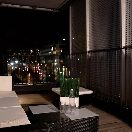 Spacious Modern 3br At Barcode *