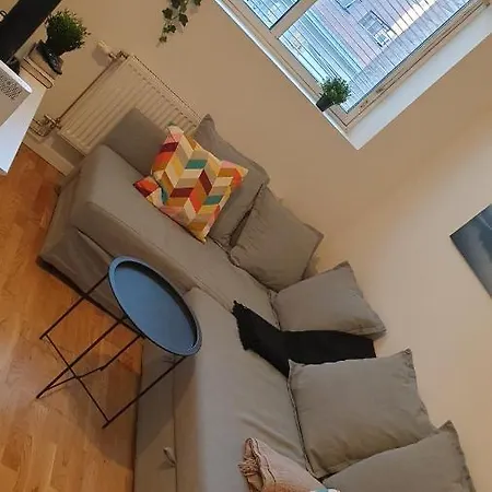 Cozy 1 Bedroom In Centrum *