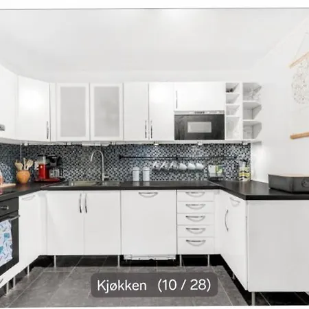 Privateroomintheapartment Homestay