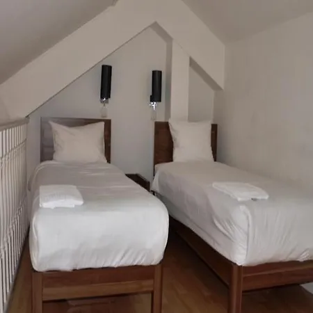 Central City Apartments Lägenhetshotell 3*