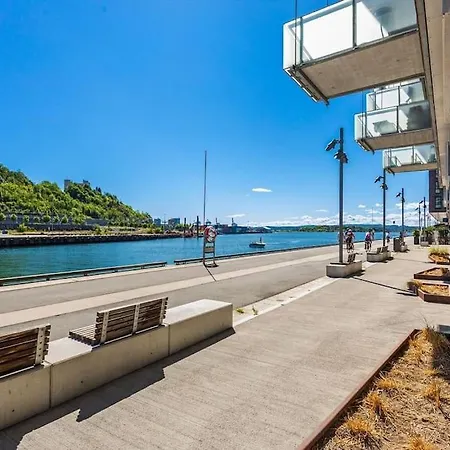 Cozy By The Fjord In Modern Oslo