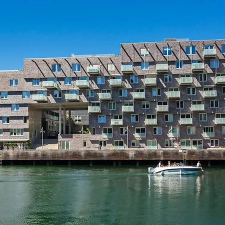 Apartamento Cozy By The Fjord In Modern