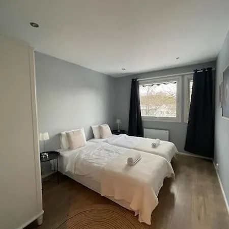 Dom wakacyjny Platinum House - Centrally Located With Facilities