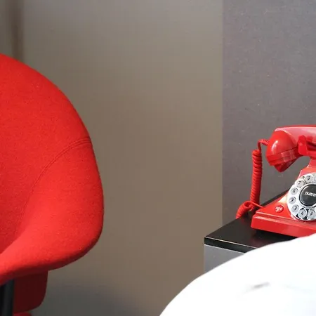 מלון Radisson Red Okern