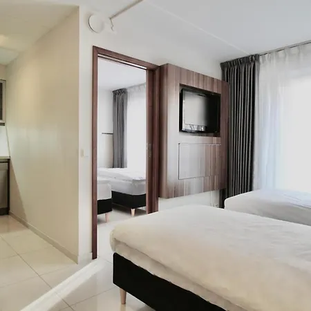 Super Hotel, ホテル 3*