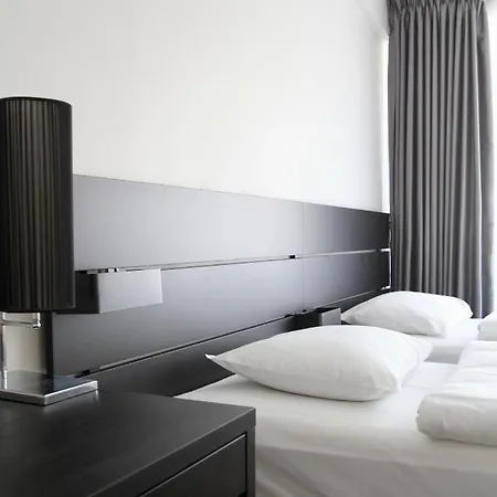 Super Hotel, ホテル 3*