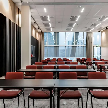 Radisson Red Okern מלון 4*