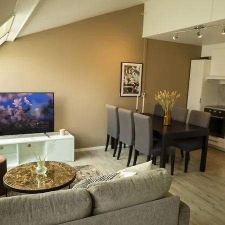 Apartment Modern And Cozy