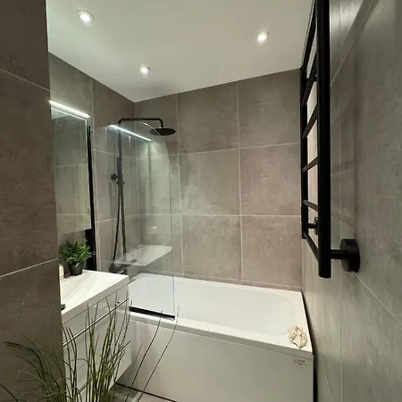 In Frogner Apartment