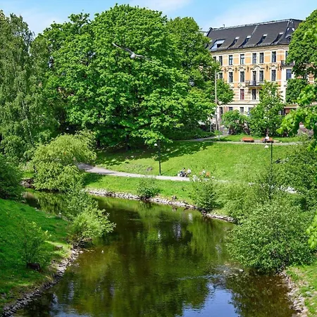**modern ***central ***rooftop *** You'll Love It Penzion Oslo