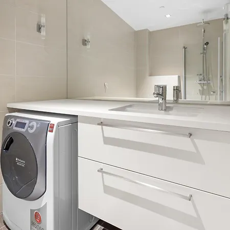 Spacious Modern 3br At Barcode Apartment Oslo