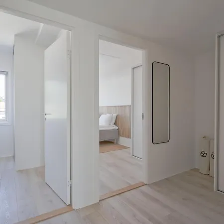 Bob W Gamle Apartment *