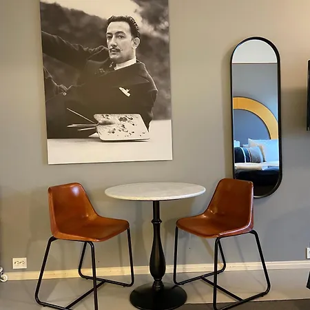 The Company - The Sweet Lejlighedshotel Oslo