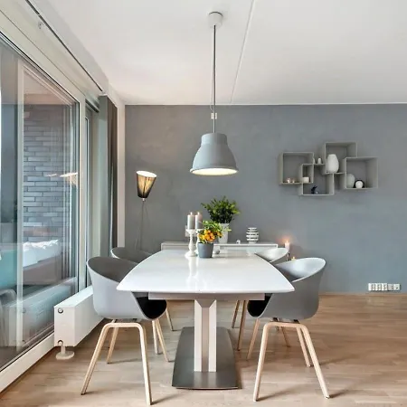 Apartment Seaside - 2 Sunny Balconies - Modern - 6 Pax *