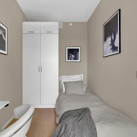 Eksklusiv Modern Barcode Apartment