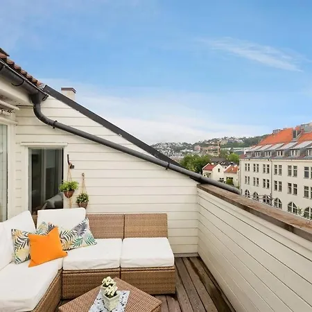 Large Loft - Private Rooftop Terrace - Old Town * Oslo