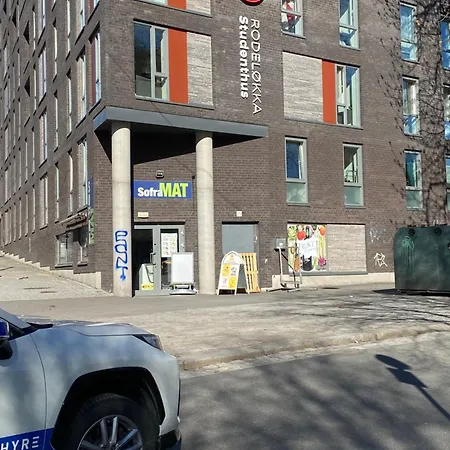 By Florin Apartment