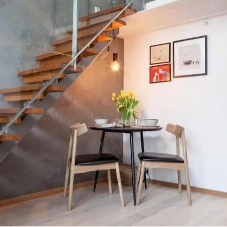 Downtown Elegance Apartment