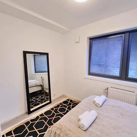 - 3 Bedroom - Gated Community Apartment *
