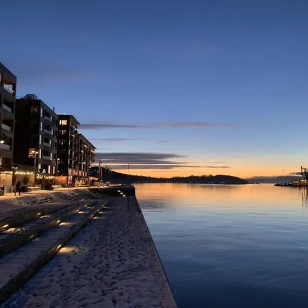 Apartment Luxury 2-bedroom With Seaview In Center *