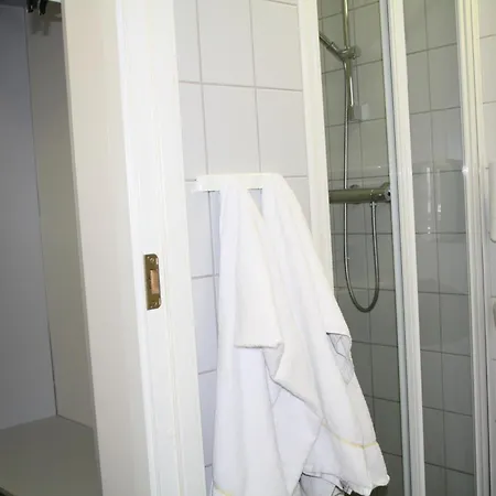 Hostal Hi Haraldsheim *