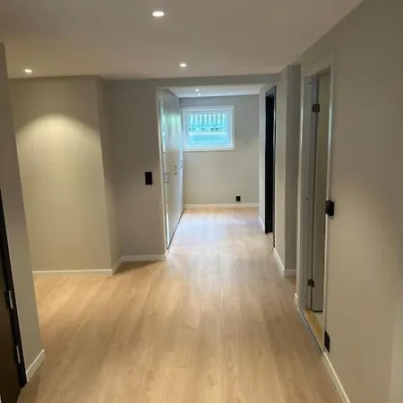 Stor Og Lys Leilighet I Hus * Oslo