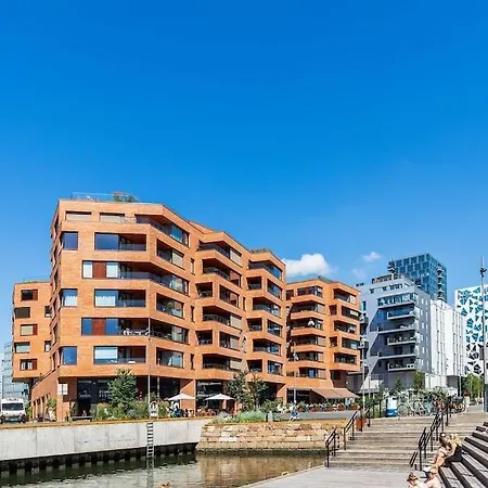 Superb By Opera House Apartment *