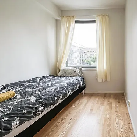 **modern ***central ***rooftop *** You'll Love It *