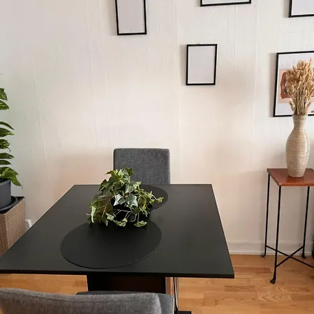 Agi *