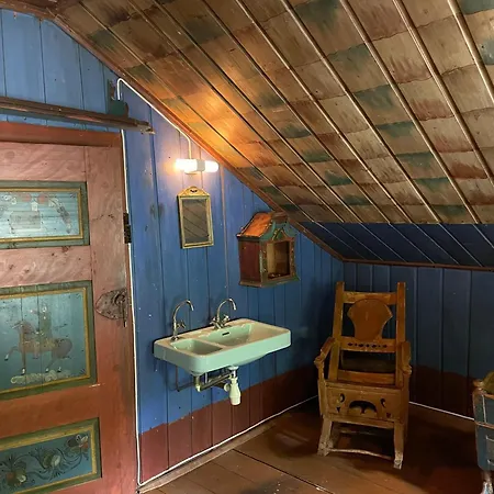Prázdninový dům Hallingstua *