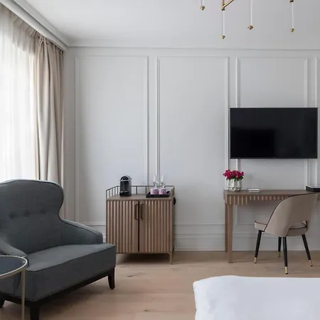 Grand Hotel 5*