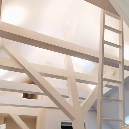 Modern 3-room Floor Apartment