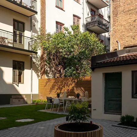 Dinbnb Gruenerlokka I Penthouse With Private Rooftop I 2-bedroom With Double Queen & 2 Bathrooms Apartment Oslo