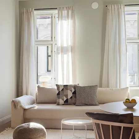 Dinbnb Gruenerlokka I 2-bedroom With Double Queen & Balcony * 奥斯陆