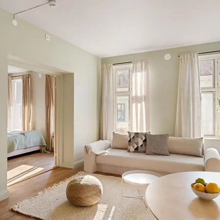Dinbnb Gruenerlokka I 2-bedroom With Double Queen & Balcony * 奥斯陆
