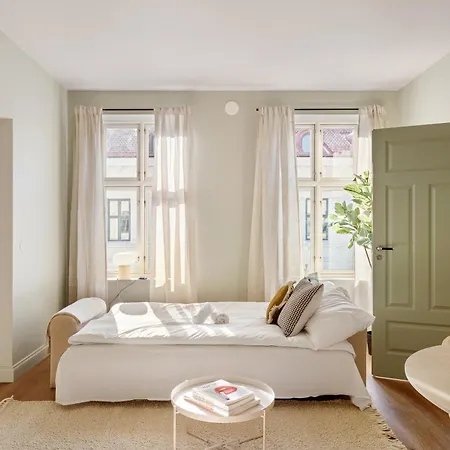 Dinbnb Gruenerlokka I 2-bedroom With Double Queen & Balcony *