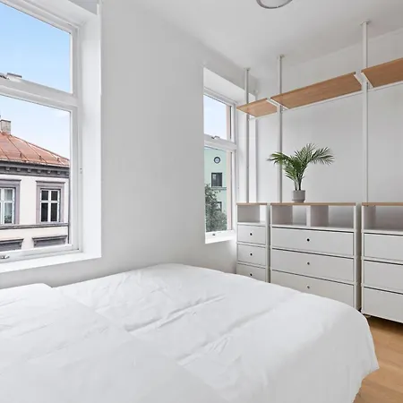 Modern And Bright In Apartment Oslo