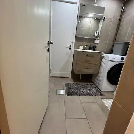 Apartment I Fin Beliggenhet