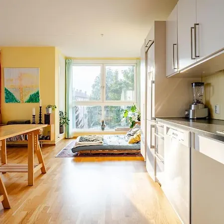 Apartment Accessible Corner With 3 Bedrooms, 2 Bathrooms, 2 Parkings And 3 Balconies *