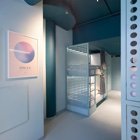 Hostel Bunks At Rode